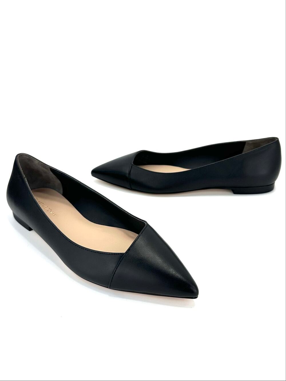 Stuart Weitzman Avenue Ballet Flats Sz 6.5/37 Black Leather Ballerina Pointy Toe